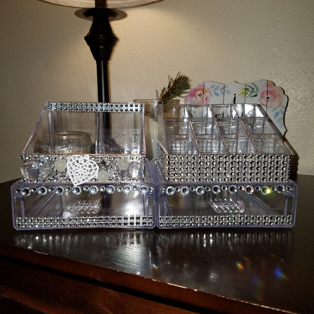 ❌SOLD❌Makeup Organizer